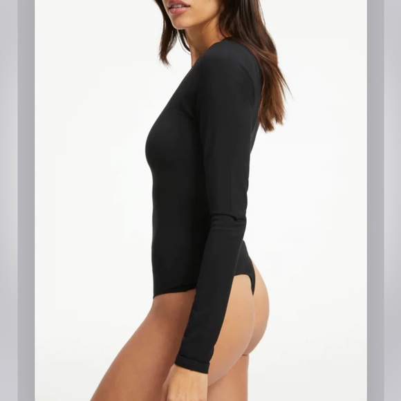 ๐ Good American Good Touch Shoulder Lace Bodysuit - Picture 5 of 14